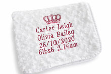 Load image into Gallery viewer, White Full Personalised Embroidered Rosebud Blanket Comforter