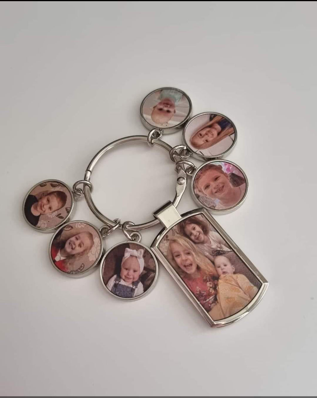 Personalised Photo Keyring With 7 Photos | Custom Gift