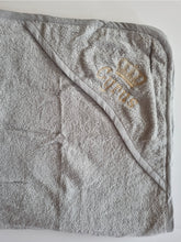 Load image into Gallery viewer, Hooded Baby towels
